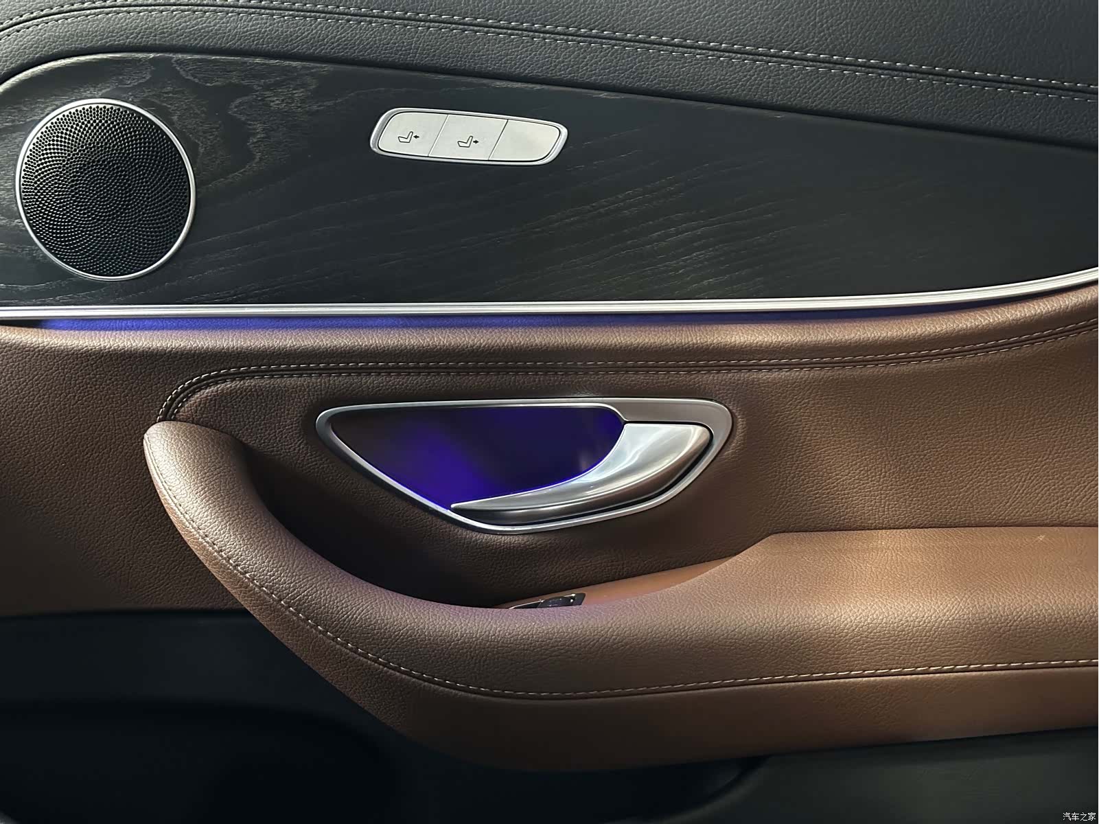 Mercedes-Benz E-Class, 2018 23