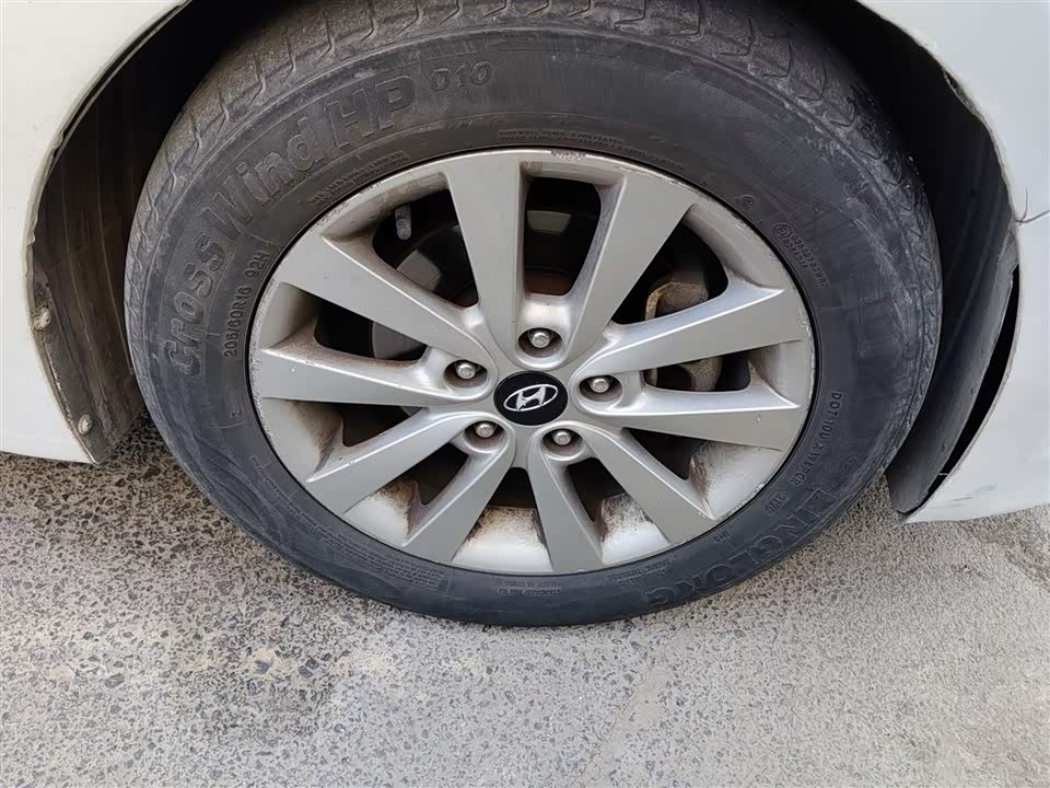 Hyundai Name picture