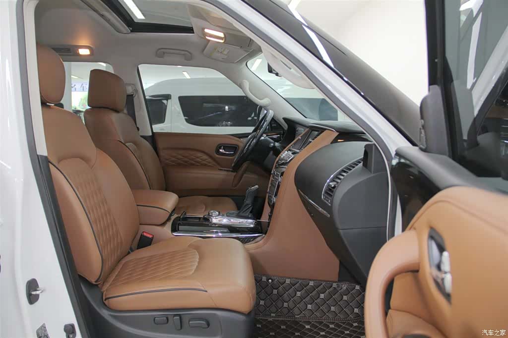 Infiniti QX80, 2020 10