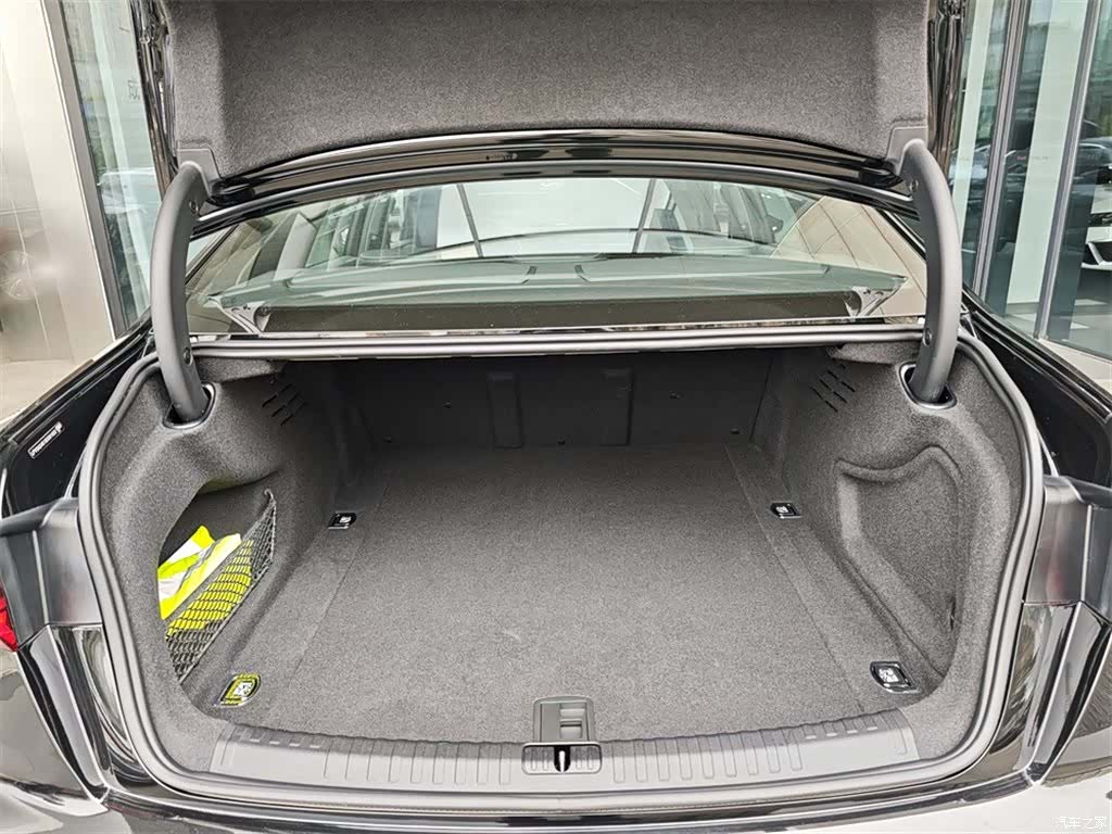 Audi A6L, 2025 9