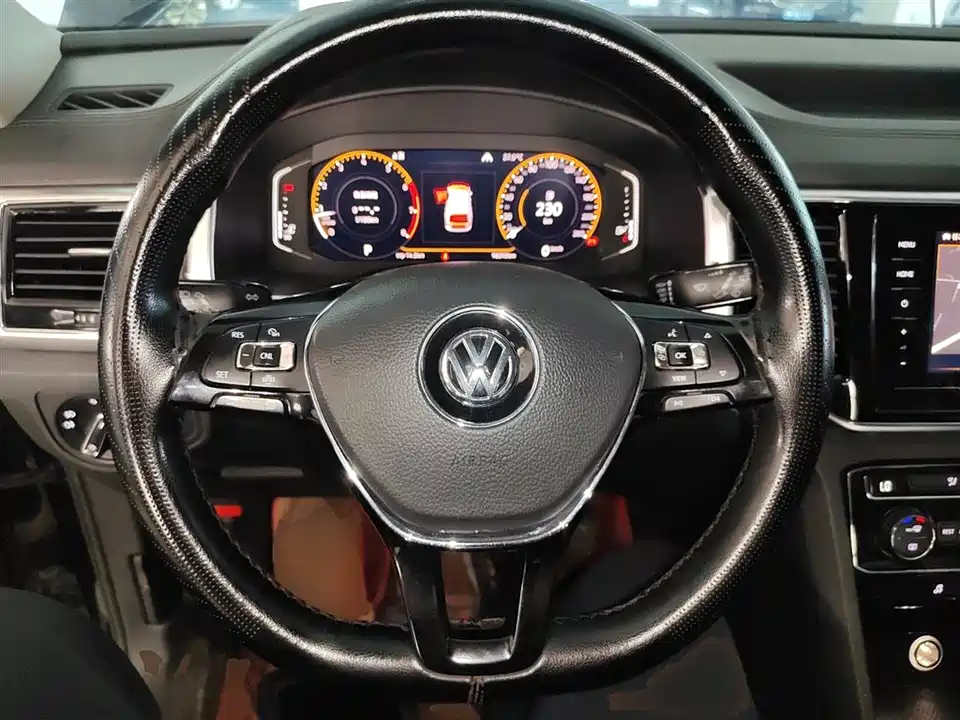 Volkswagen Tourang