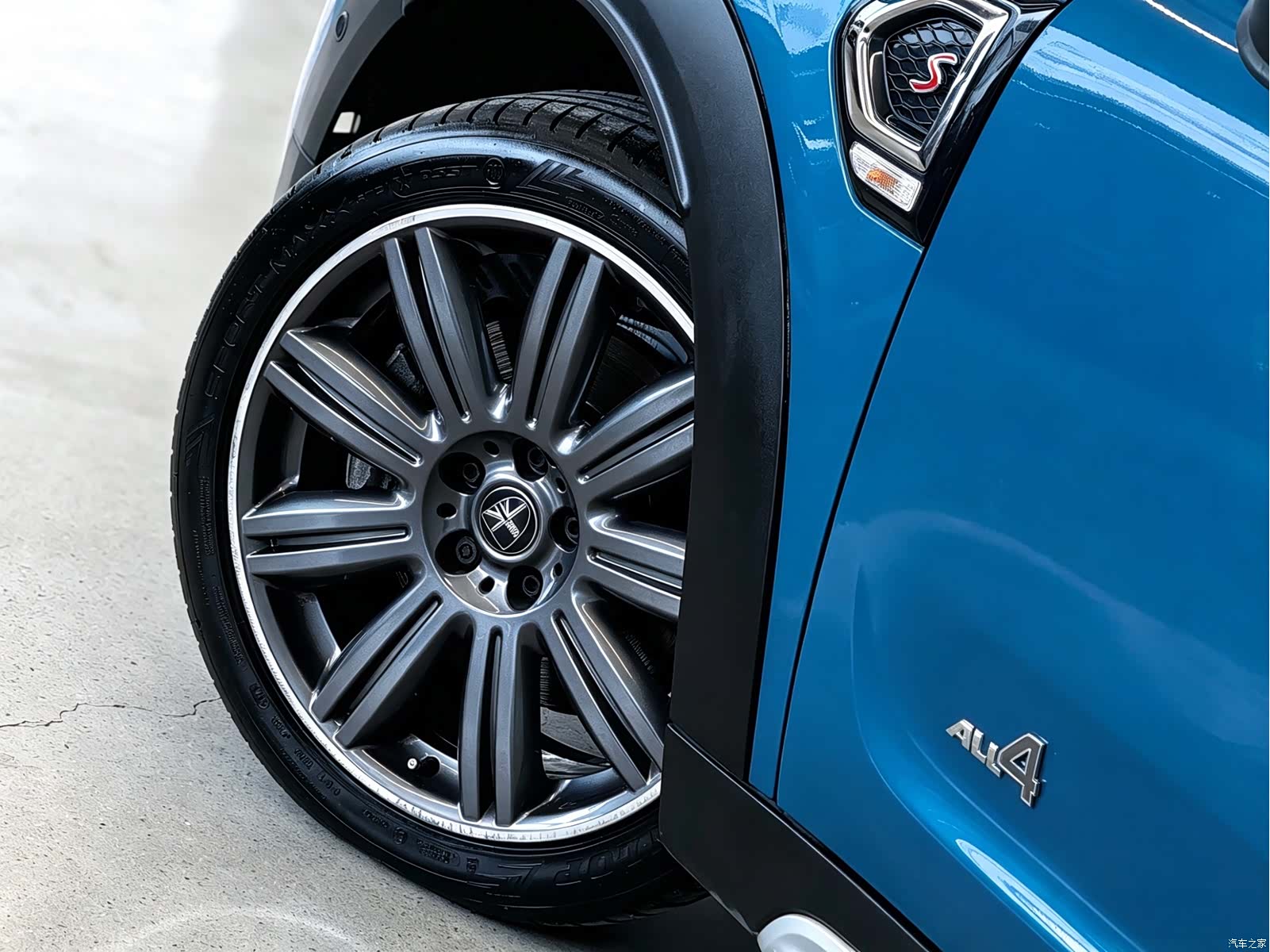 Mini Countryman, 2018 9