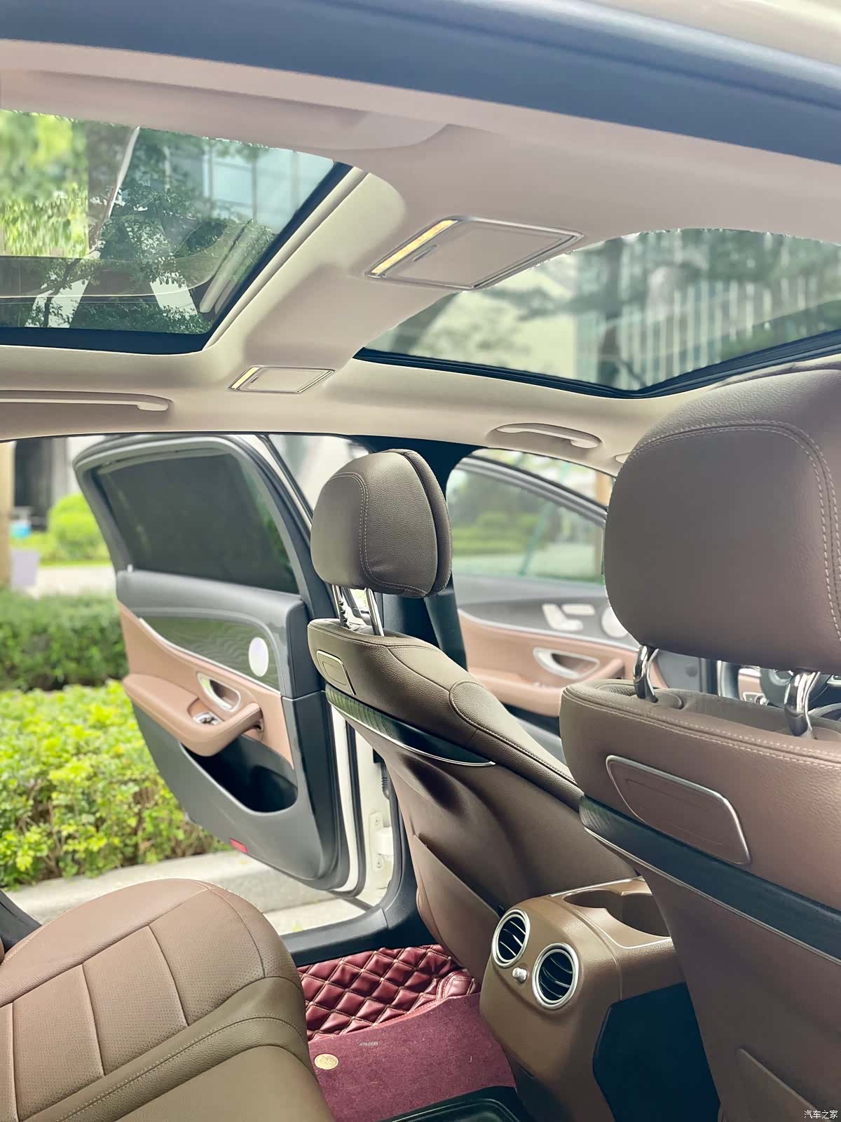 Mercedes-Benz E-Class, 2017 11