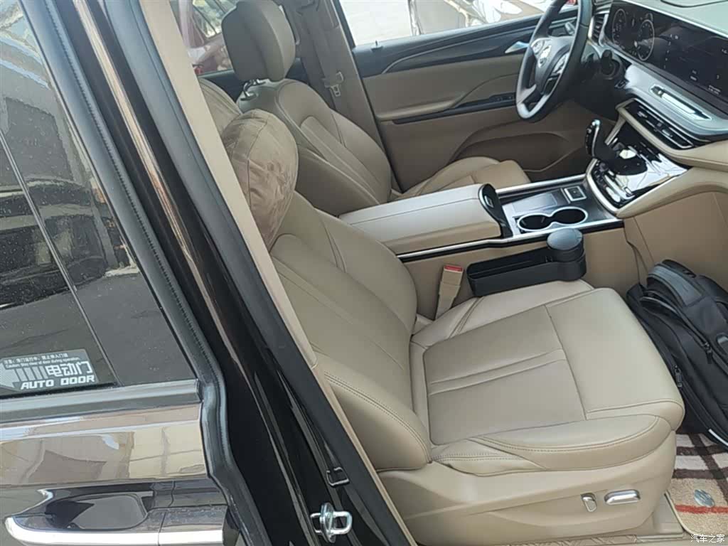 Buick GL8, 2021 25