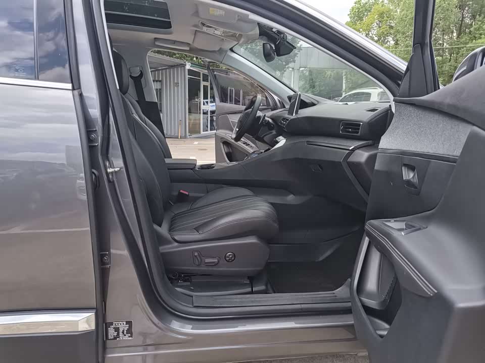 Peugeot 4008