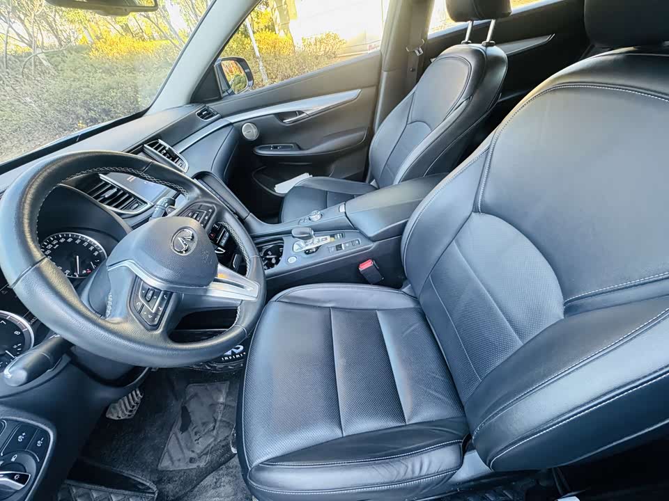 Infiniti QX50