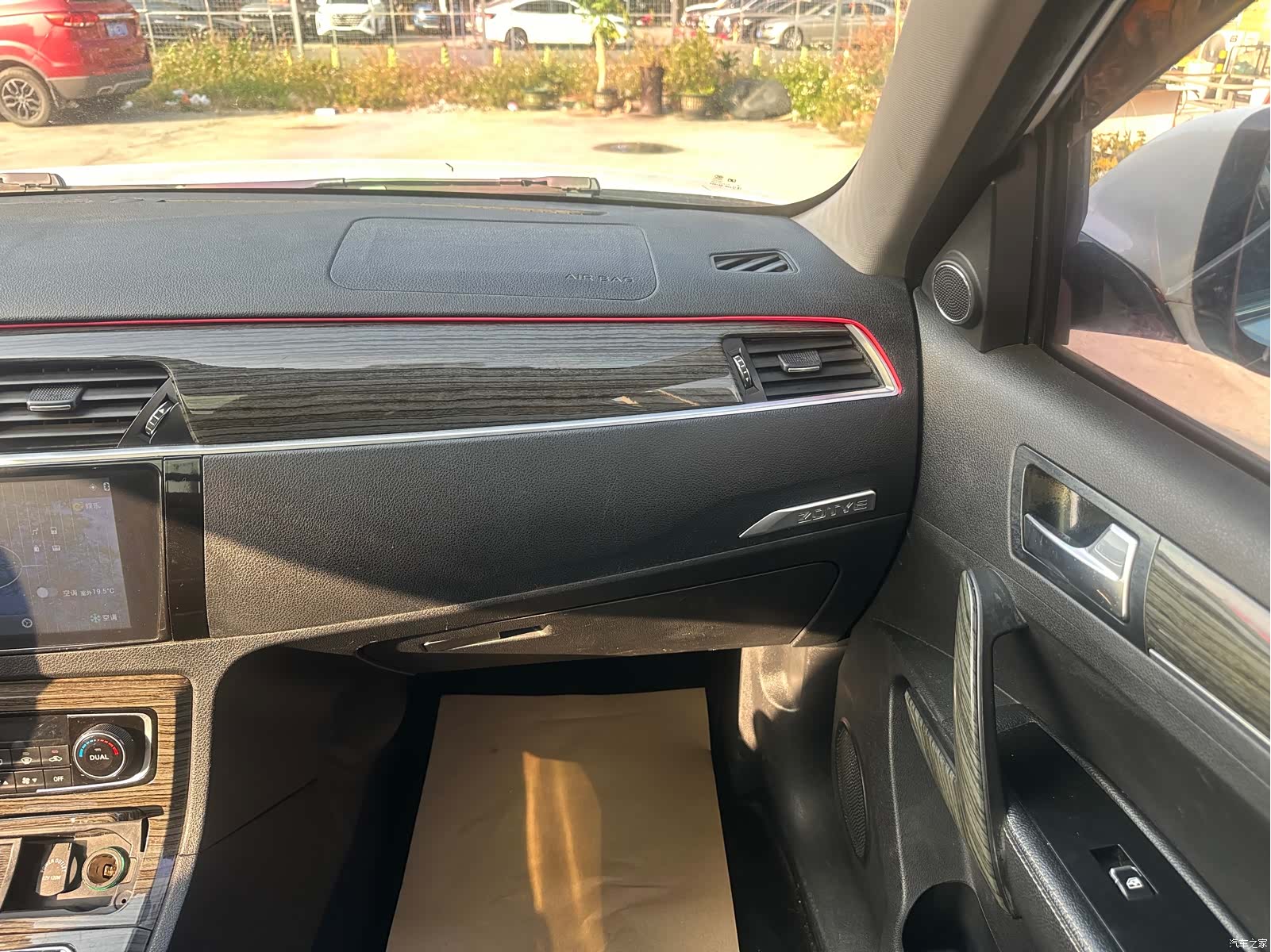 Zotye T600, 2016 8