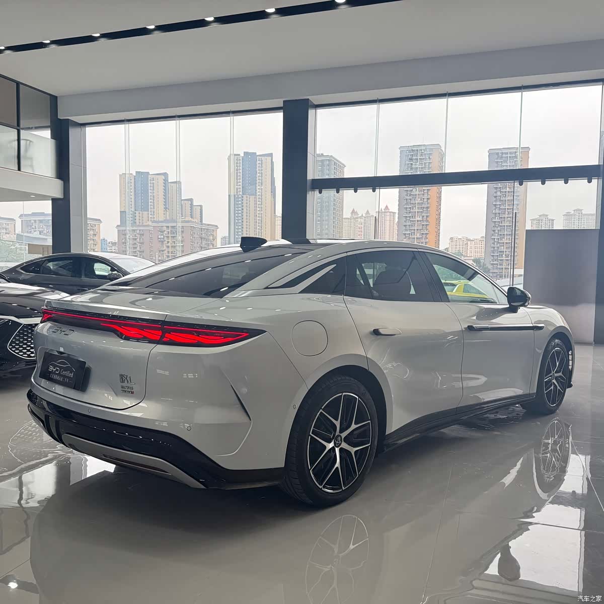 BYD Han, 2025 7