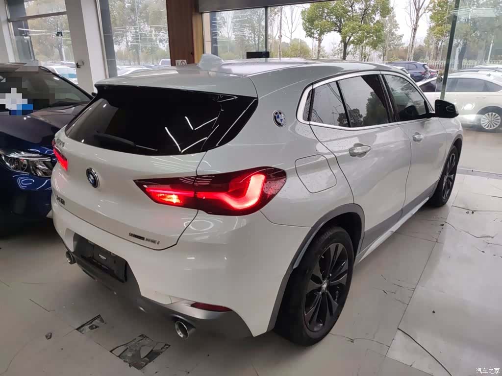 BMW X2, 2023 все фото