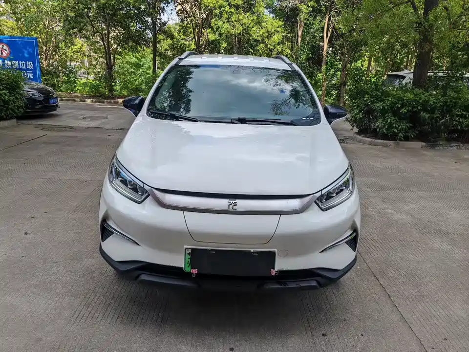 BYD Yuan Pro BYD Yuan Pro