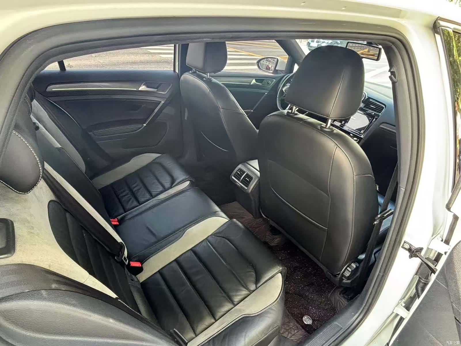 Volkswagen Golf, 2016 4