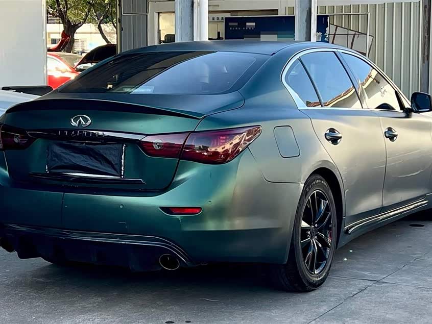 Infiniti Q50L