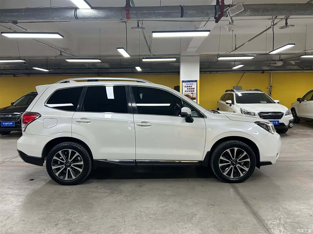 Subaru Forester, 2017 все фото