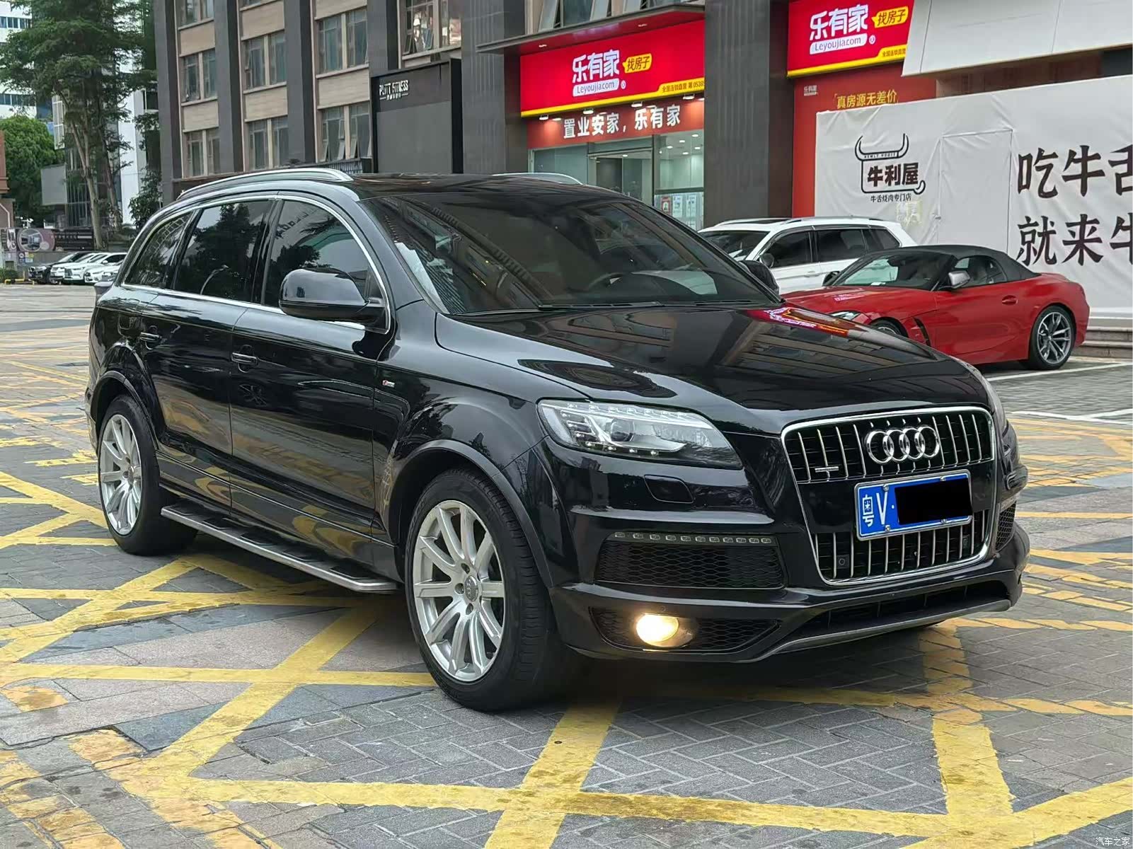 Audi Q7, 2013 3