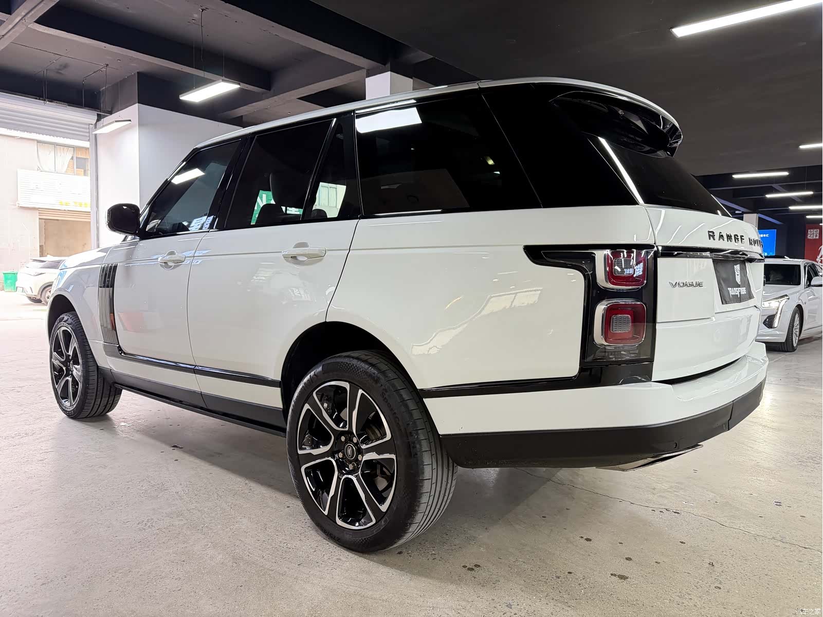 Land Rover Range Rover, 2013 11