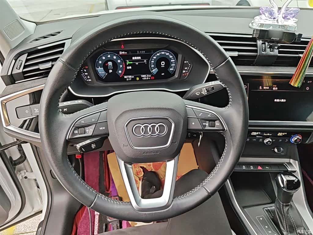 Audi Q3, 2019 11