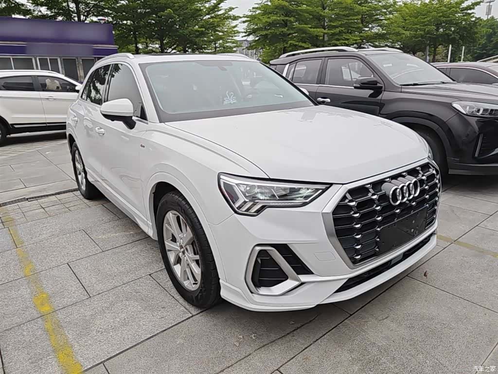 Audi Q3, 2019 4