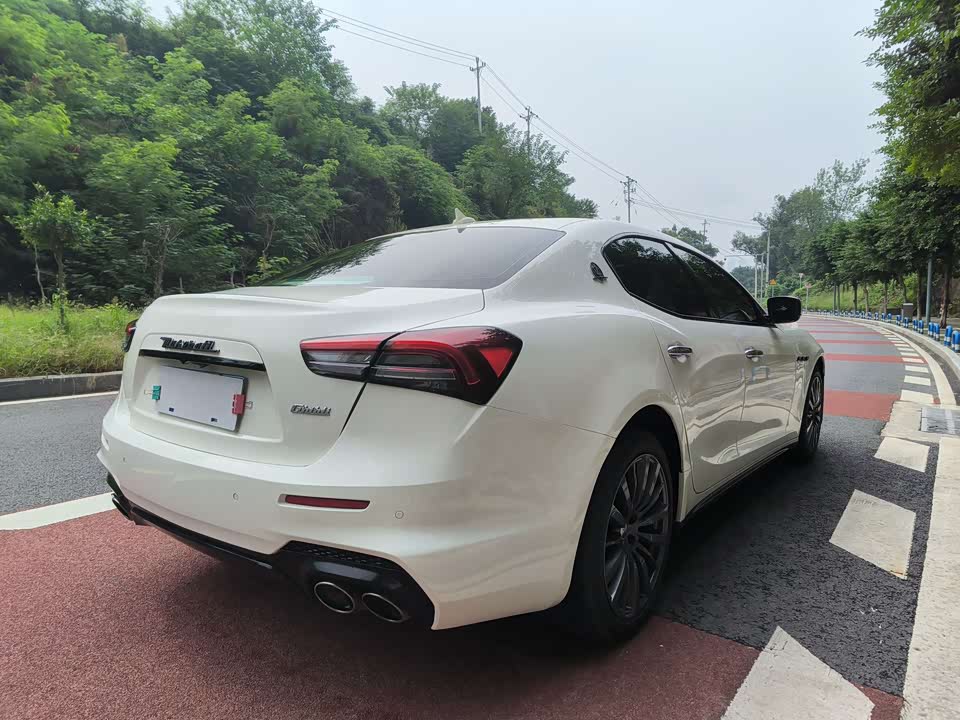Maserati Ghibli