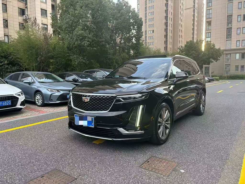 Cadillac XT6