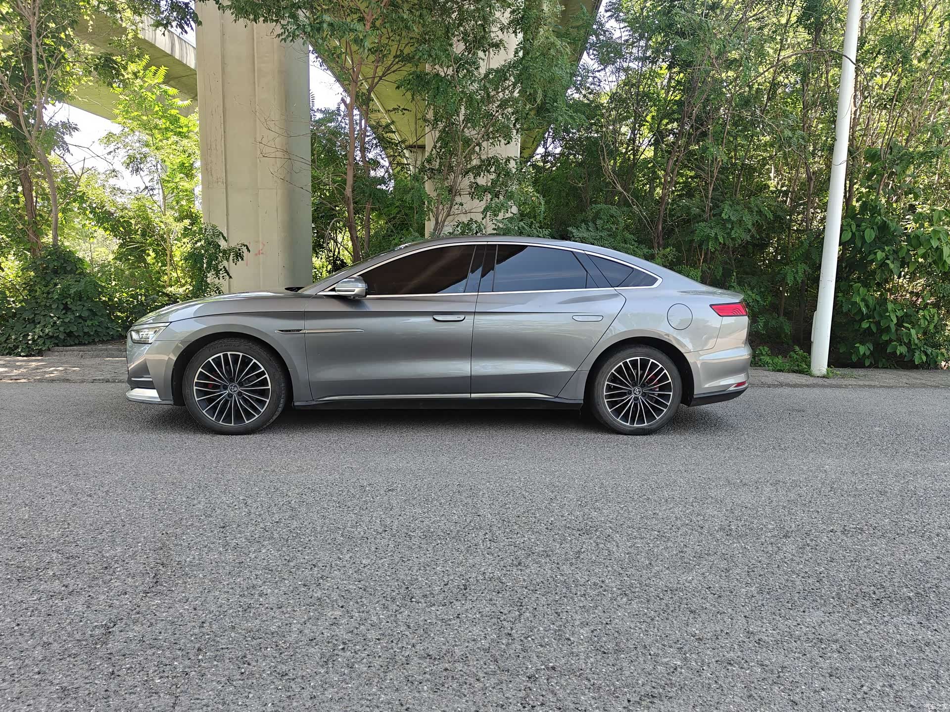 BYD Han, 2021 10