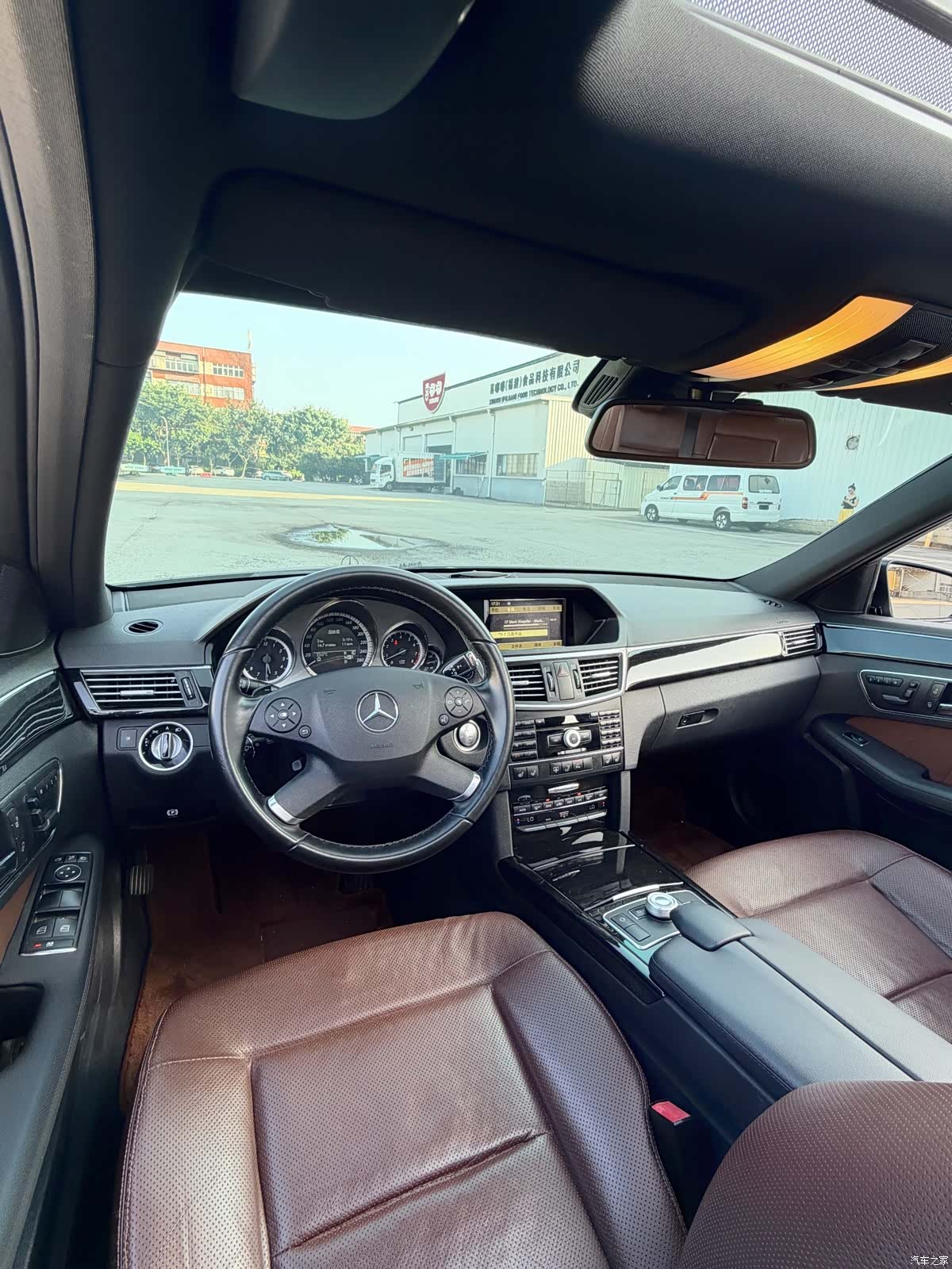 Mercedes-Benz E-Class, 2012 14