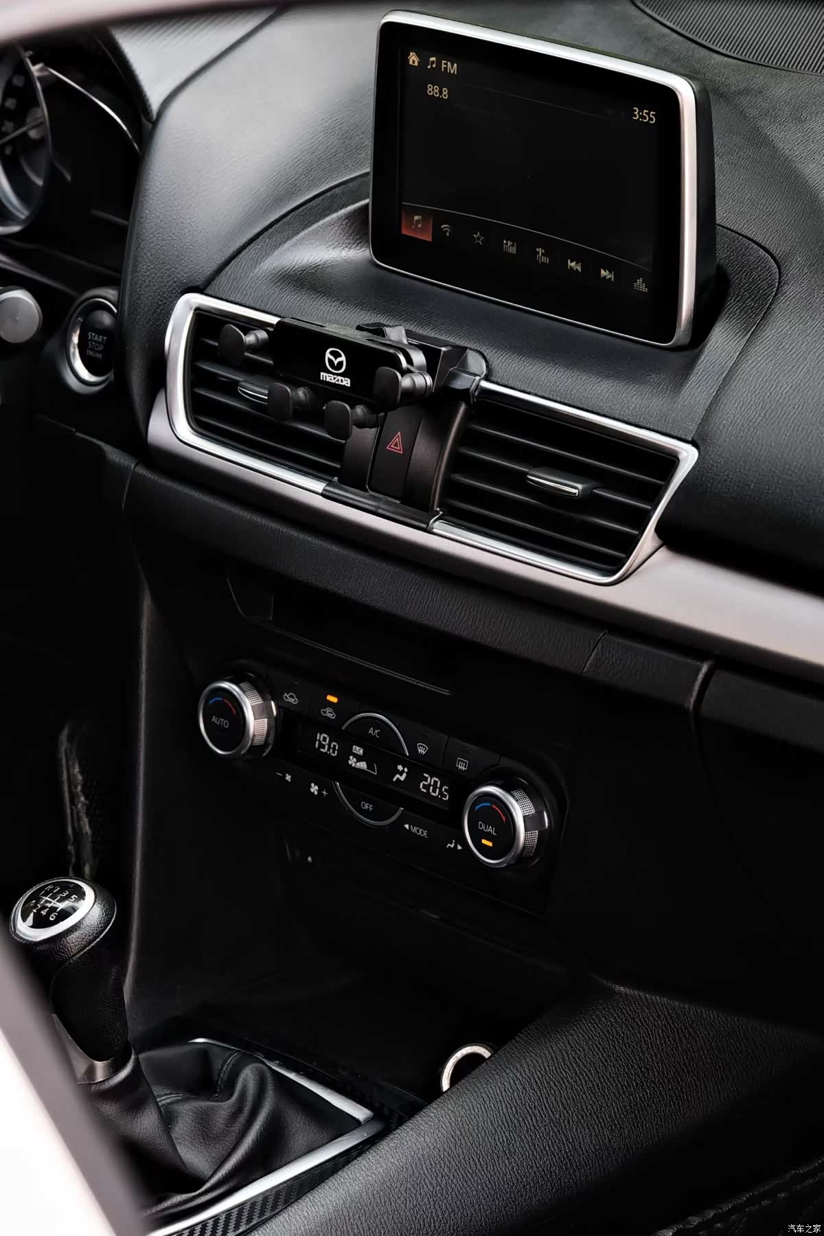 Mazda Mazda3, 2016 4
