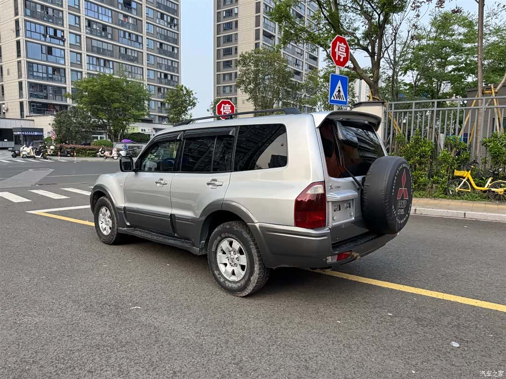 Mitsubishi Pajero, 2007 4