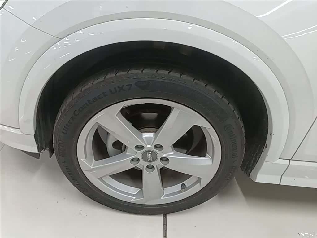 Audi Q2L, 2021 23