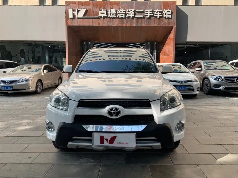 Toyota RAV4 Rongfang