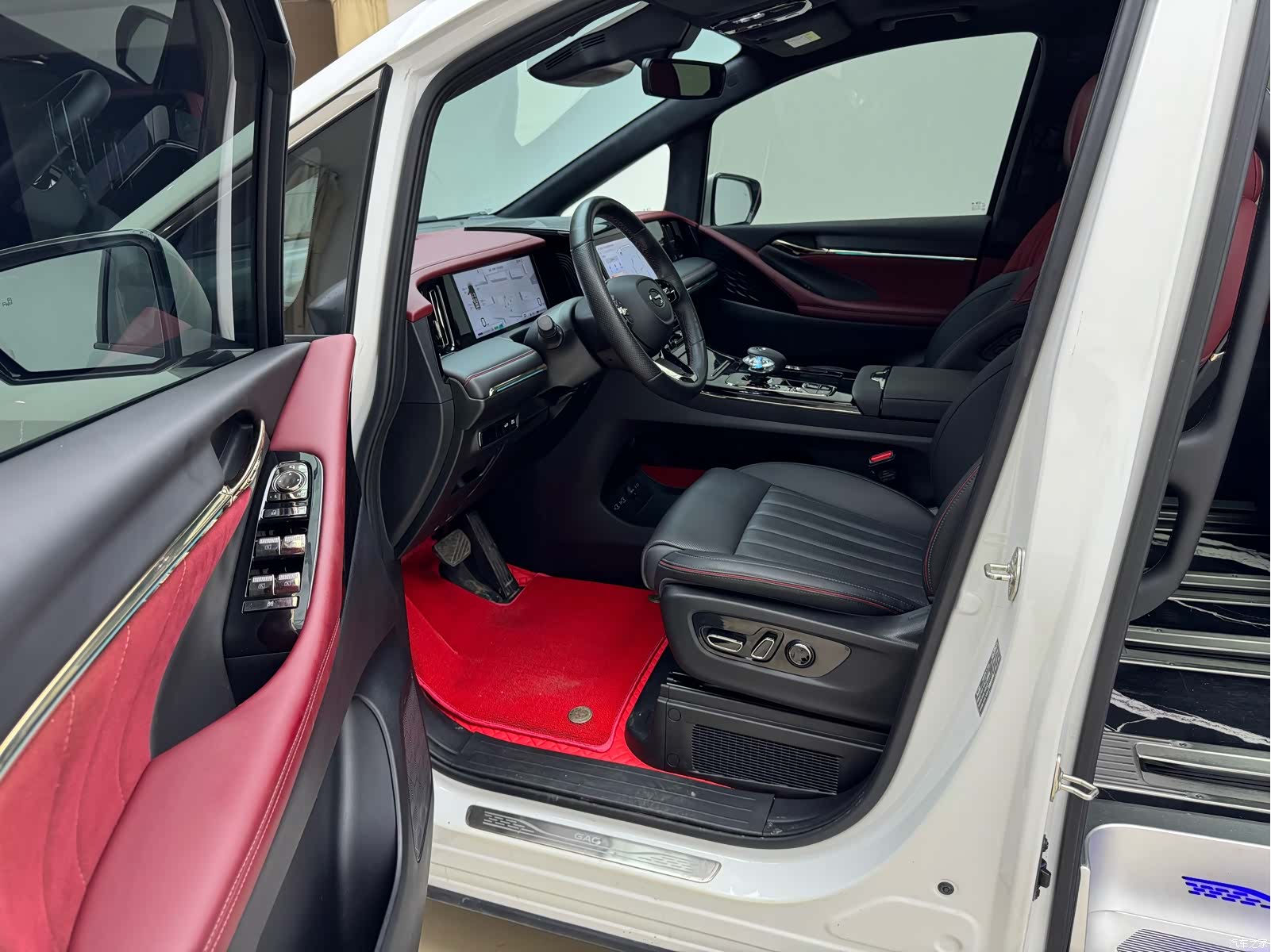 Trumpchi M8, 2023 10