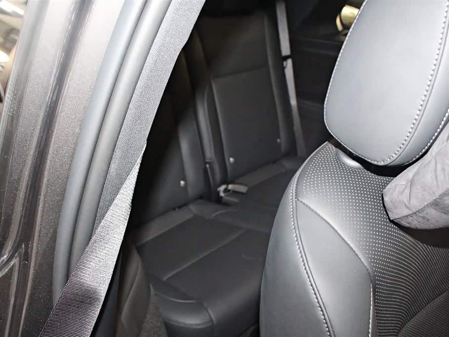 Li Auto Ideal L8