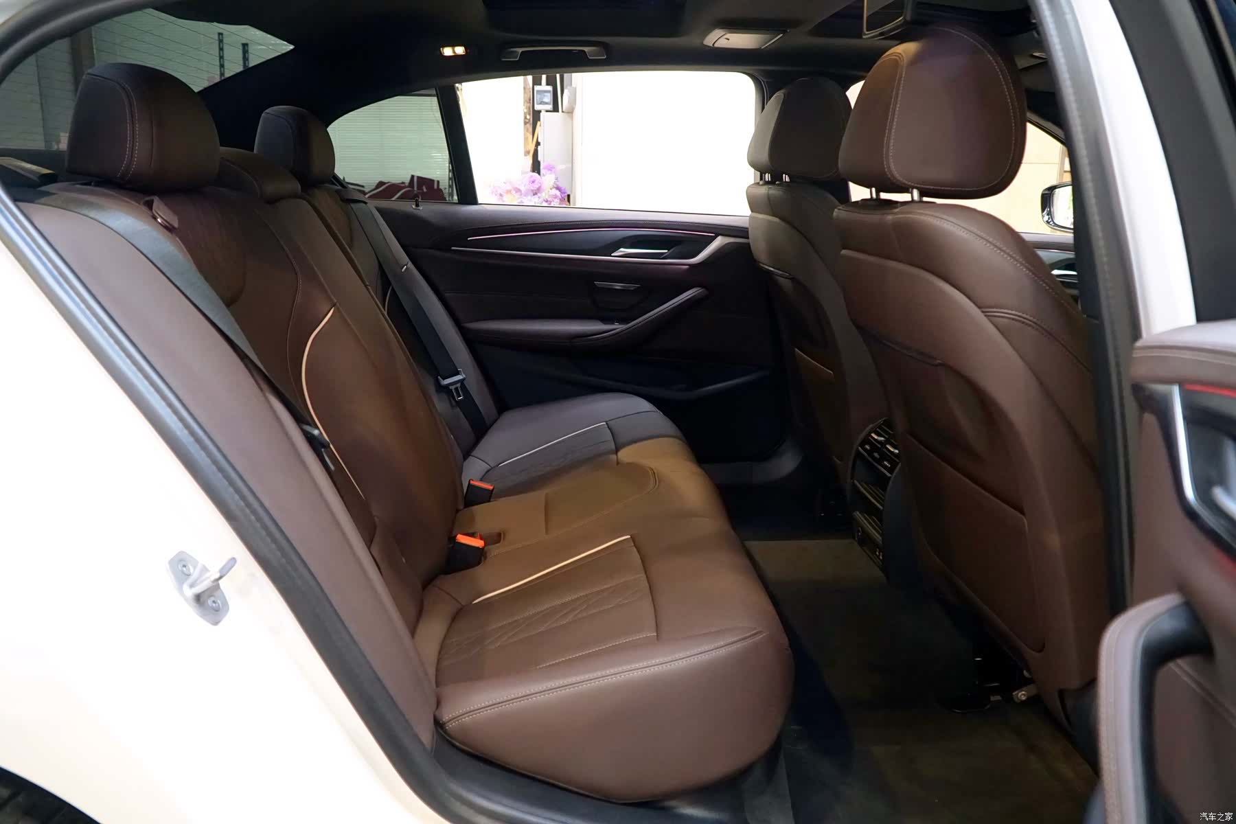 BMW 5 Series, 2023 10