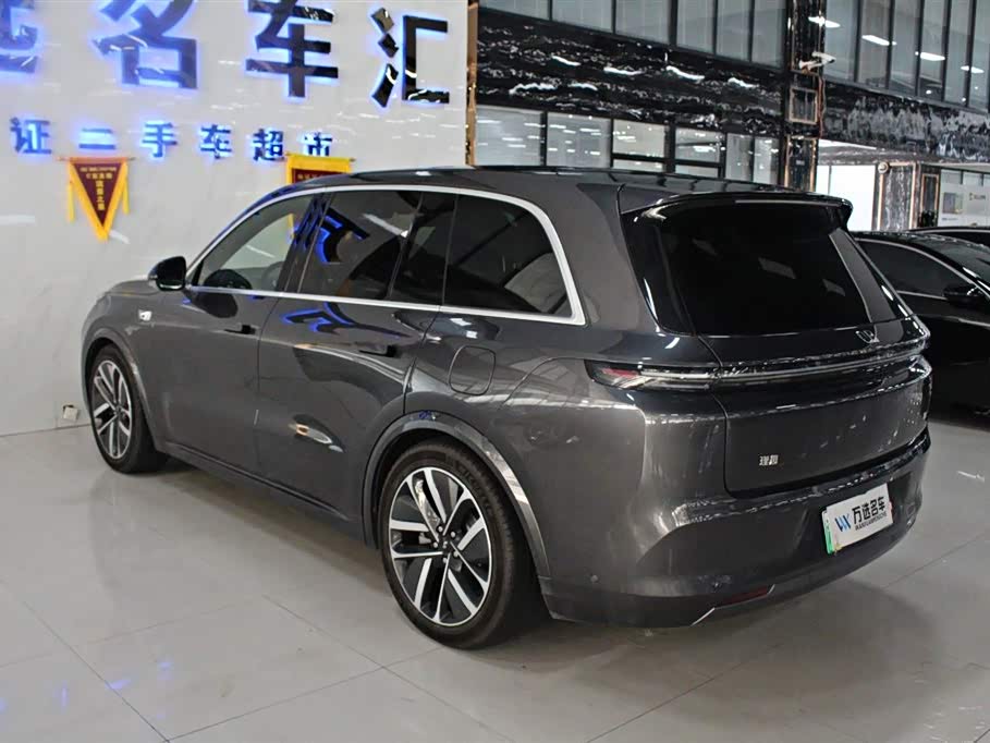 Li Auto Ideal L8