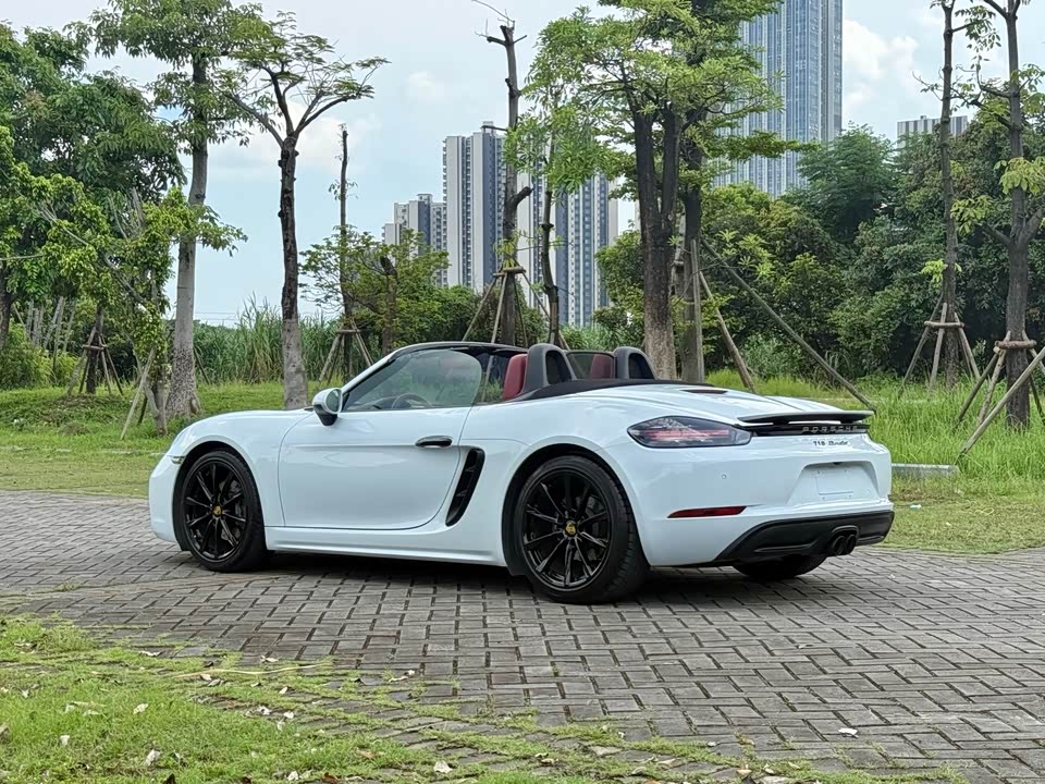 Porsche 718