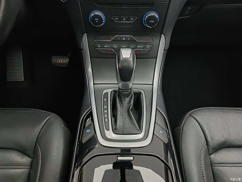 Ford Edge, 2019 13