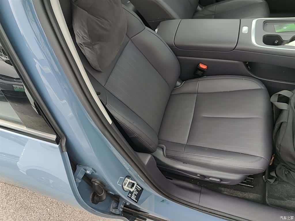 Leapmotor B01, 2025 25