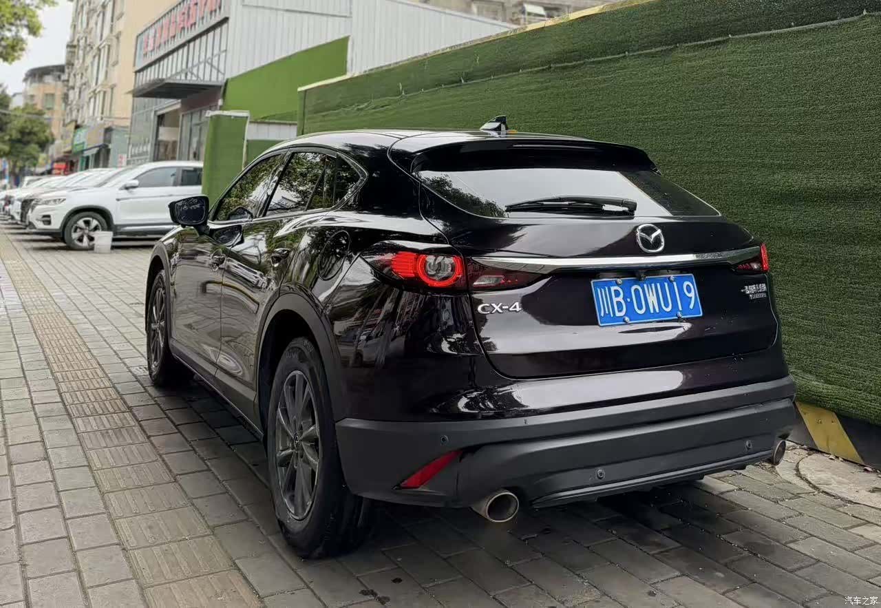 Mazda CX-4, 2021 9