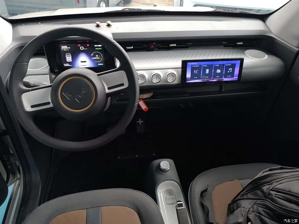 Wuling MINIEV, 2022 10