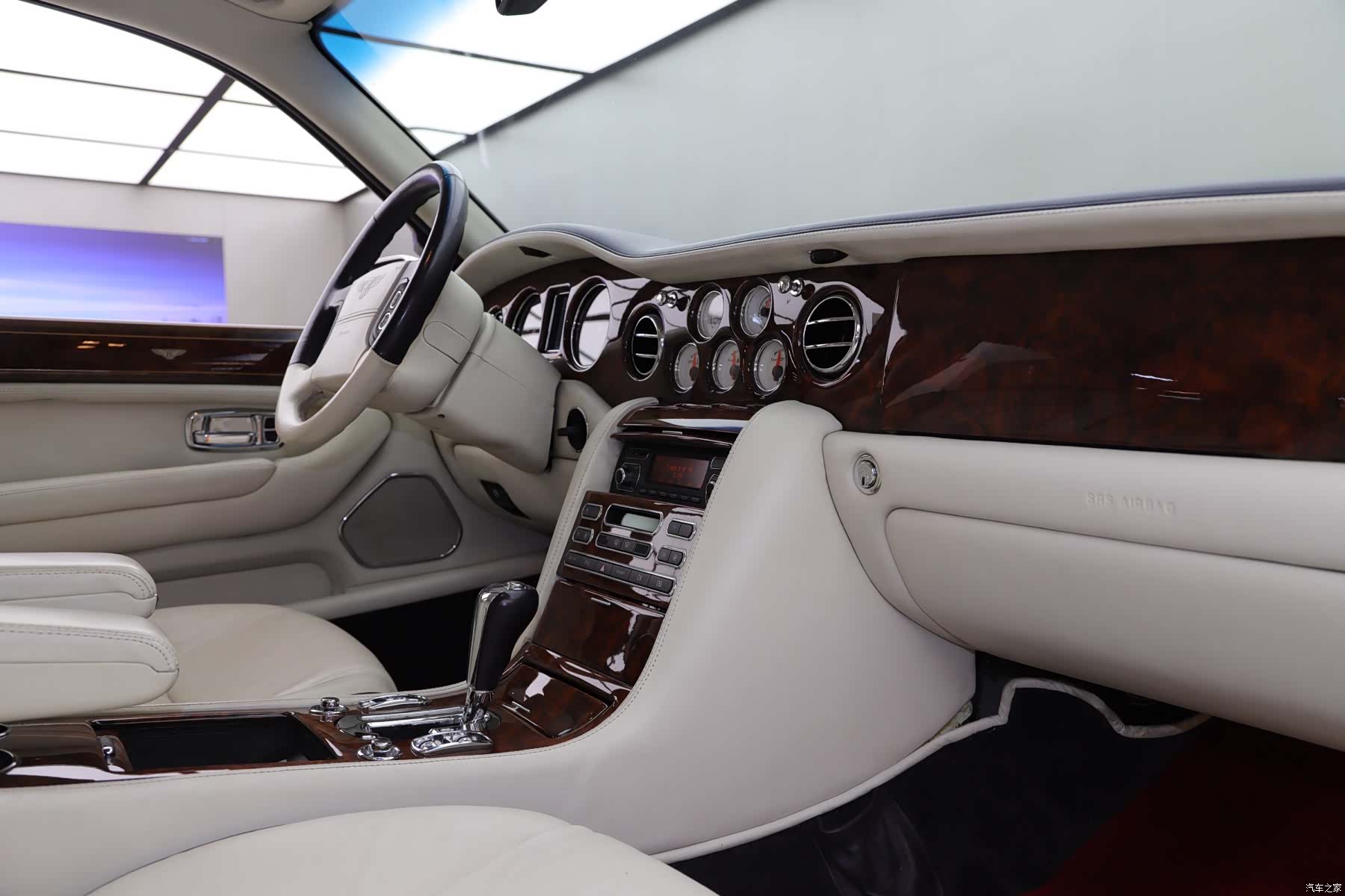 Bentley RL, 2009 9