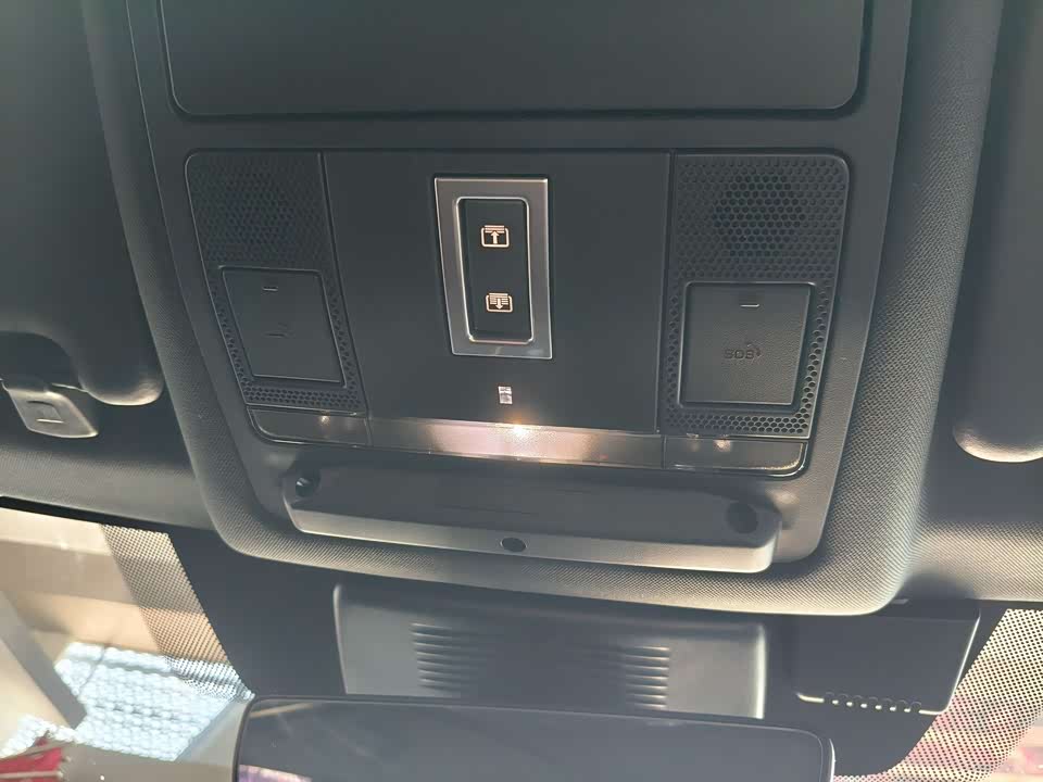 Land Rover Discover sports