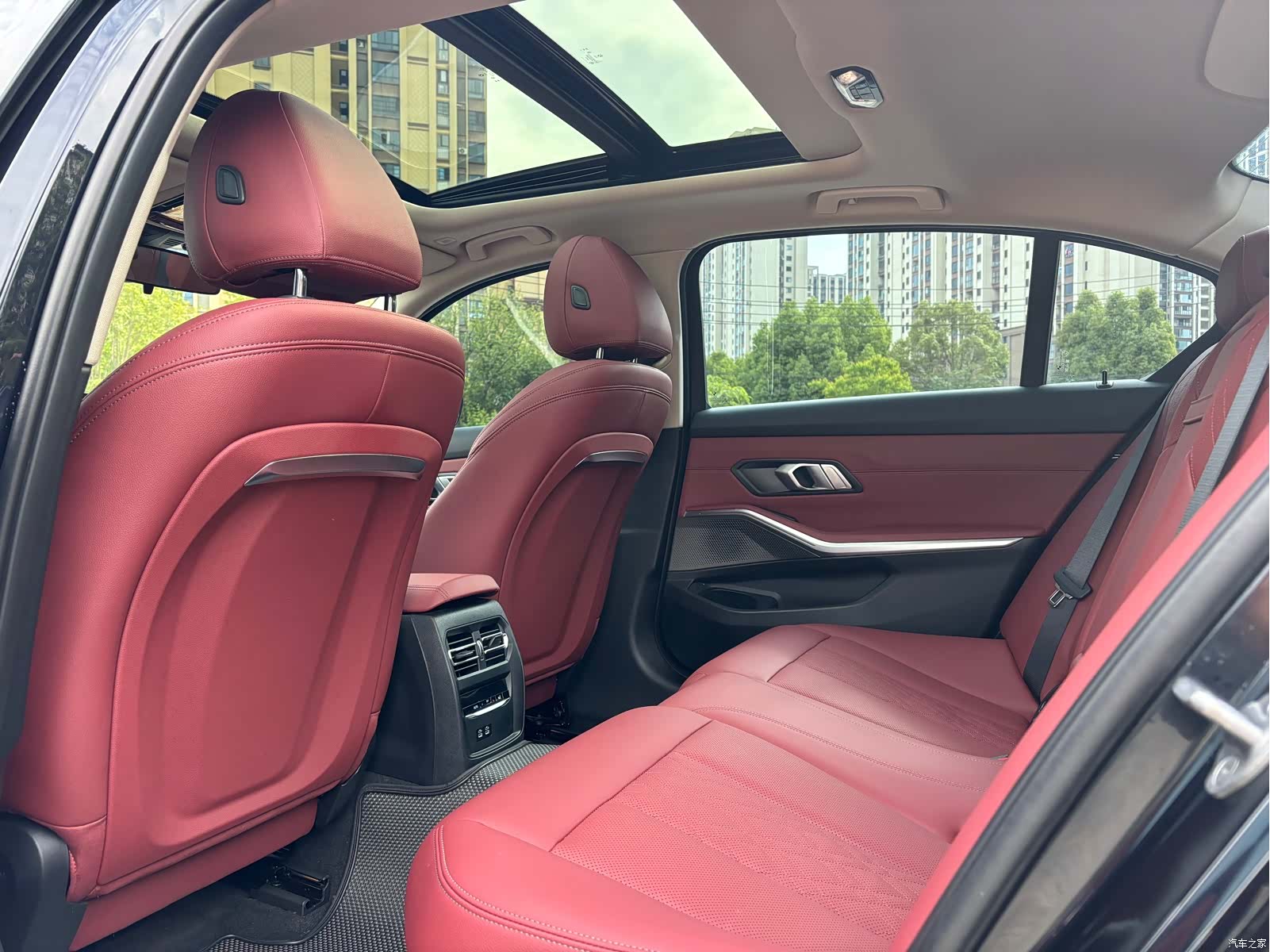 BMW 3 Series, 2023 6