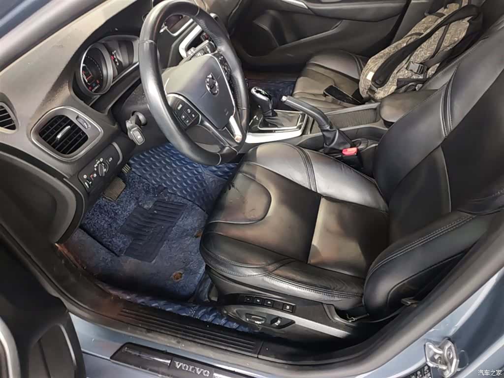 Volvo V40, 2019 15