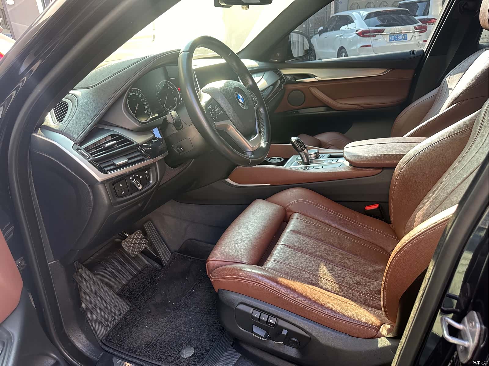 BMW X6, 2019 7