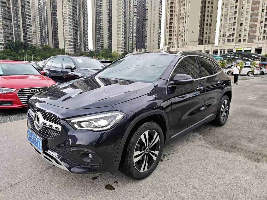 Mercedes-Benz GLA