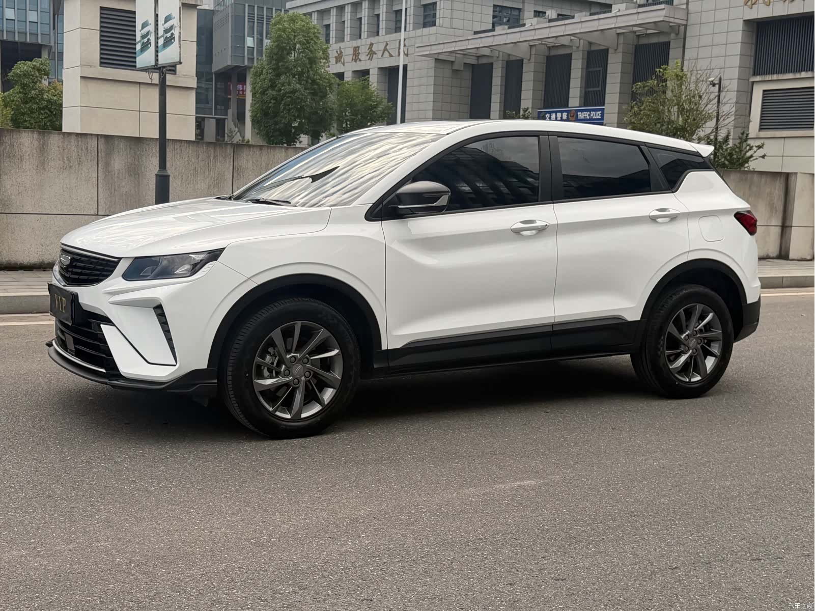 Geely Coolray, 2025 1