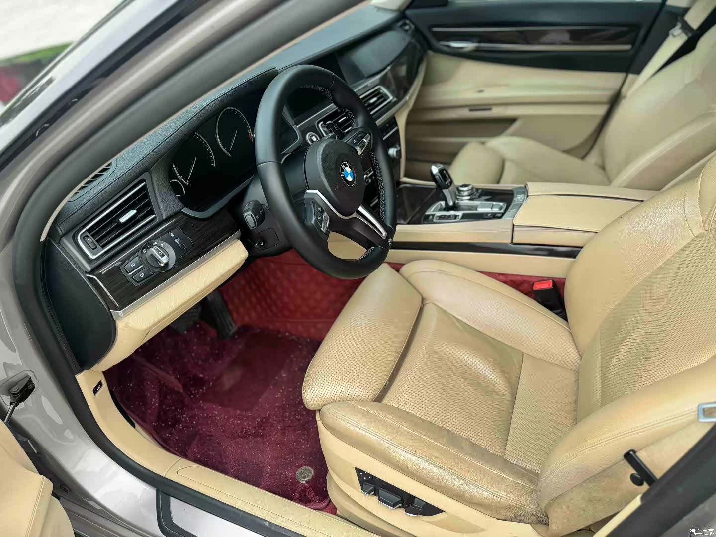 BMW 7 Series, 2010 4
