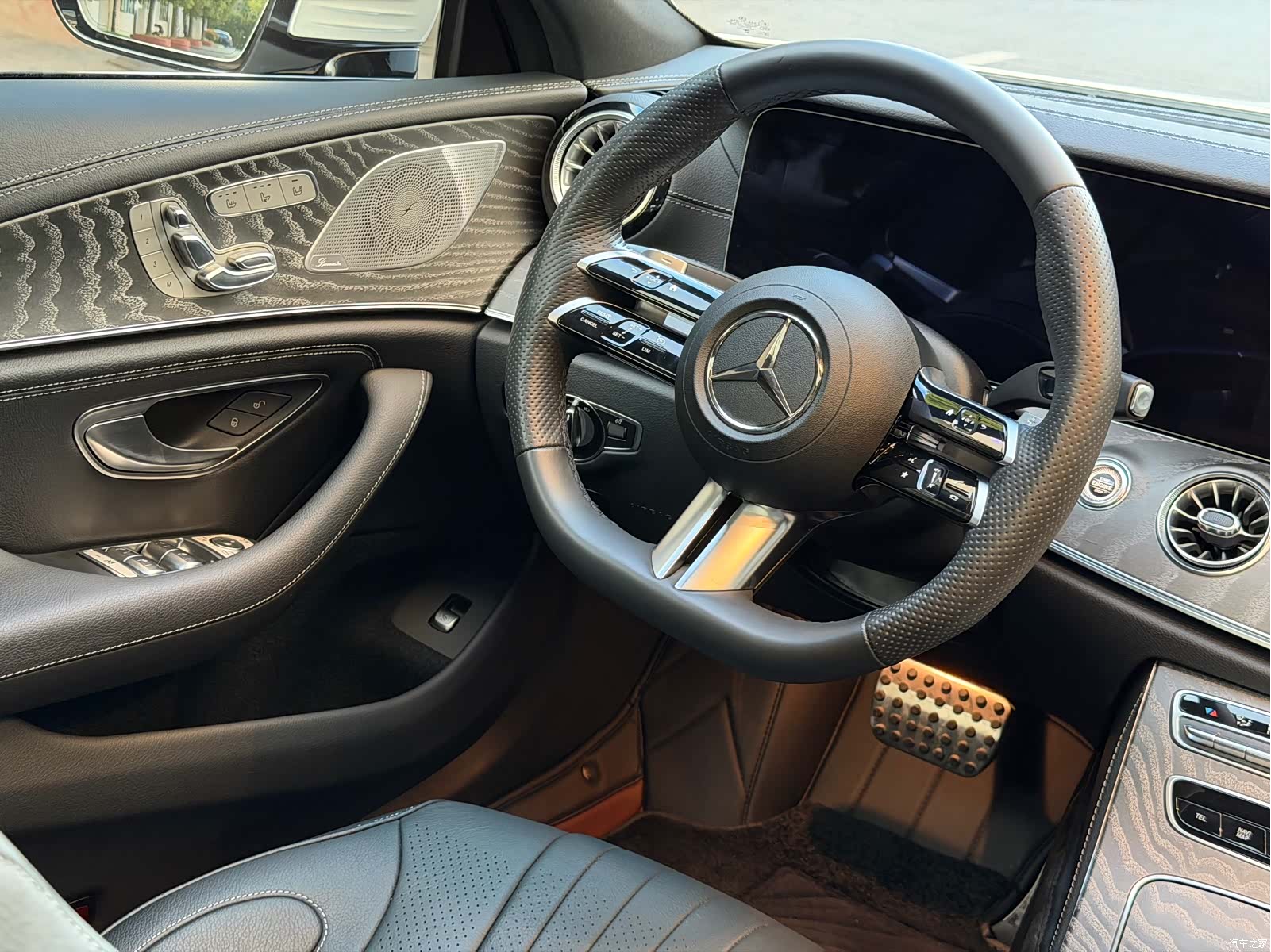 Mercedes-Benz CLS, 2024 11