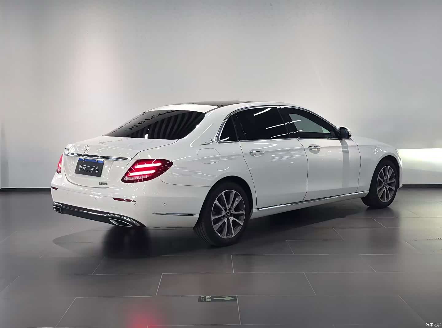 Mercedes-Benz E-Class, 2018 3