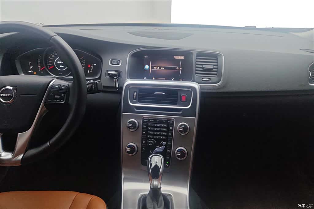 Volvo S60, 2019 13