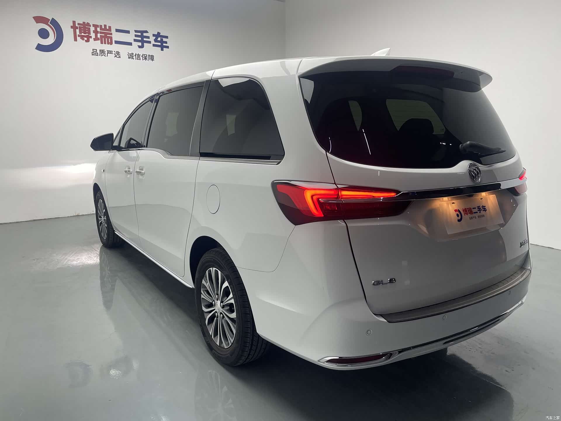 Buick GL8, 2023 4